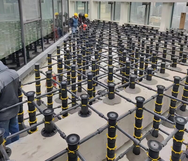 Instalación del Sistema de Tirantes Laterales