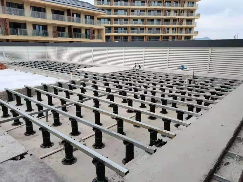 Taurus thumb 110-135mm Raised Pedestal Deck System