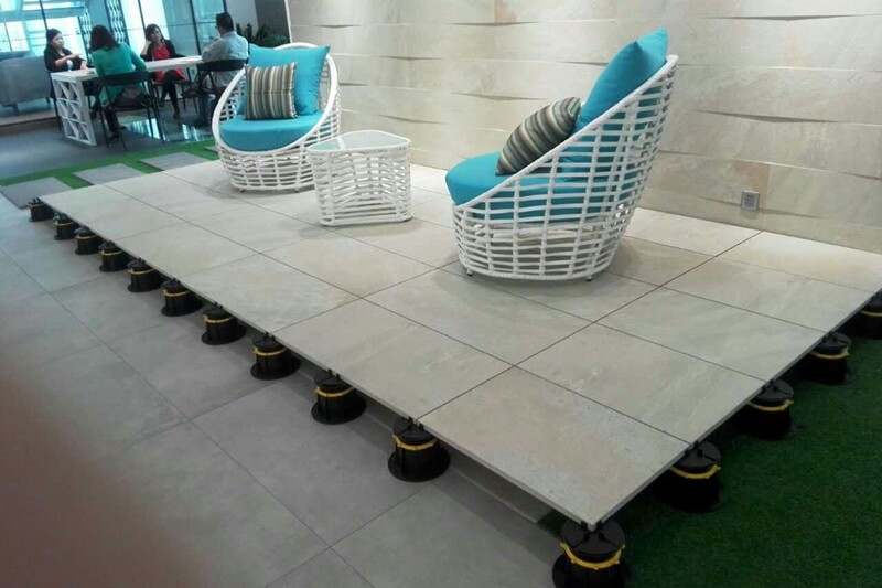 Taurus thumb 75-100mm Pedestal Paving System