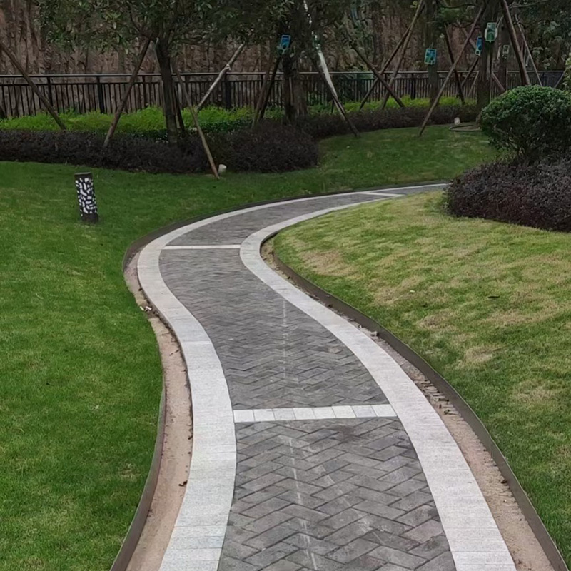 Taurus thumb Steel Landscape Edging