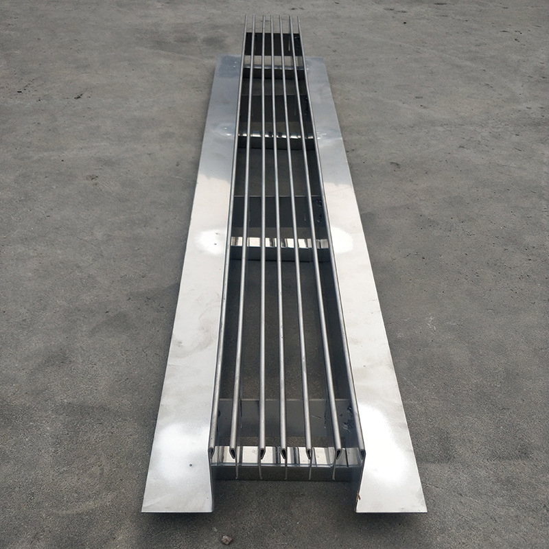 Taurus thumb Slotted Trench Drain