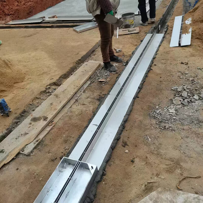 Taurus thumb Stainless Steel Trench Drain Grates