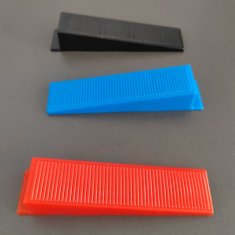 Taurus thumb Tile Wedge System