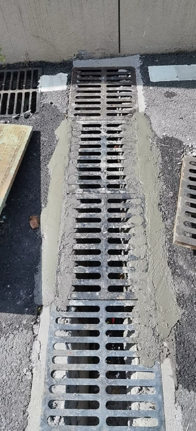 Taurus thumb Cast Iron Storm Drain Grates