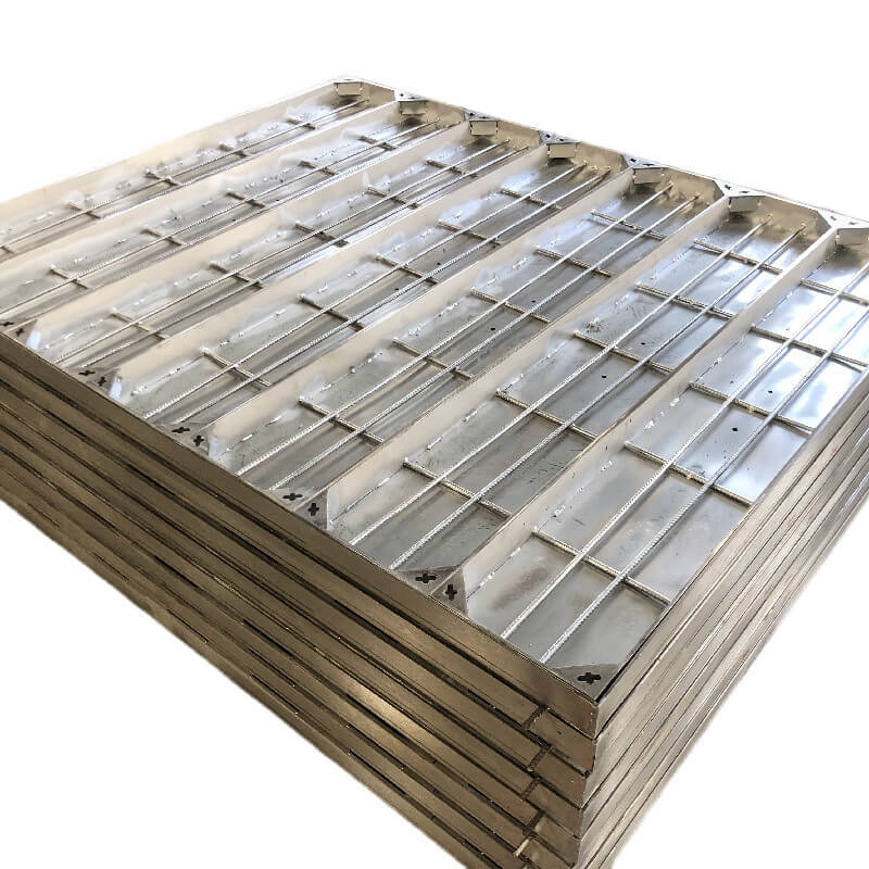 Taurus thumb Invisible Manhole Cover