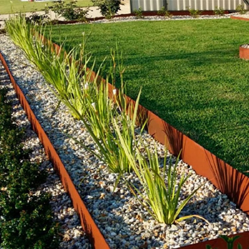 Taurus thumb Corten Garden Edging