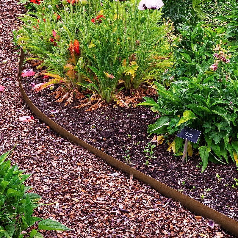 Taurus thumb Corten Garden Edging