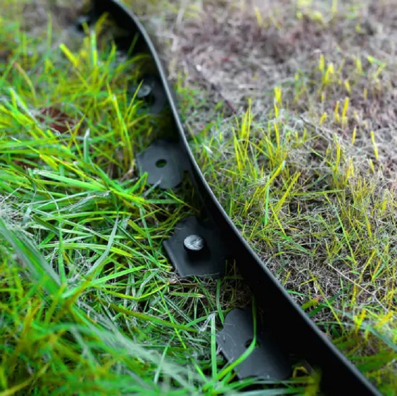 Taurus thumb DIY Garden Edging