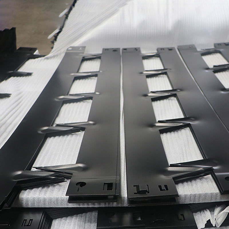 Taurus thumb Grass Border Edging