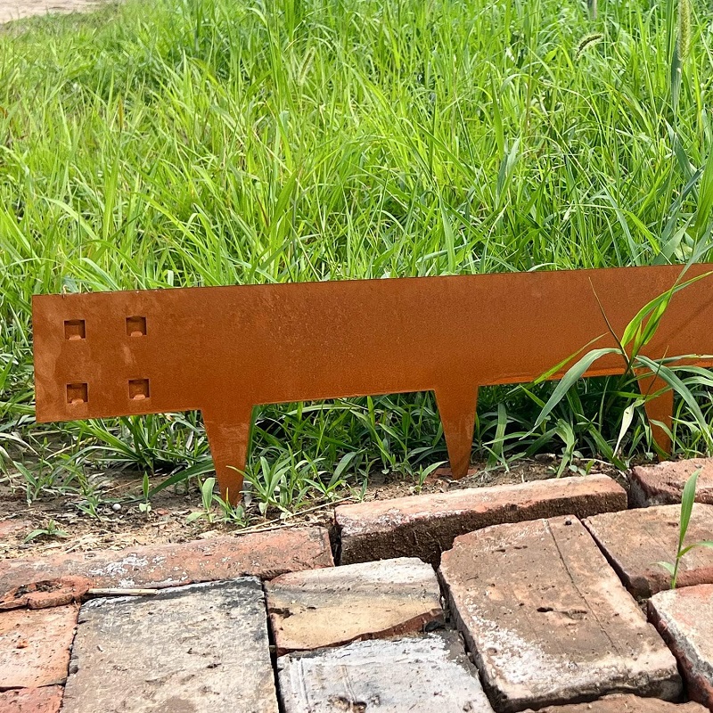 Taurus Rusted Garden Edging