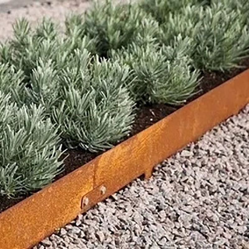 Taurus Rusted Metal Garden Edging