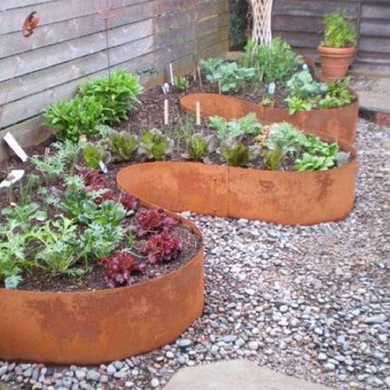 Rusted Metal Landscape Edging installation