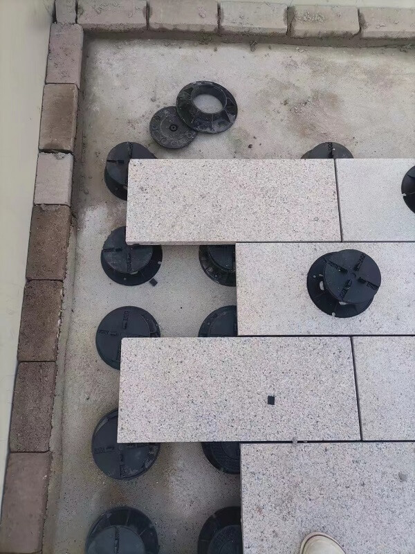 taurus 45-70mm Adjustable Pedestal Paver System cases