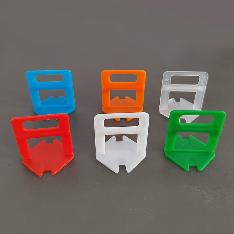 Taurus thumb Plastic Tile Leveling Clips