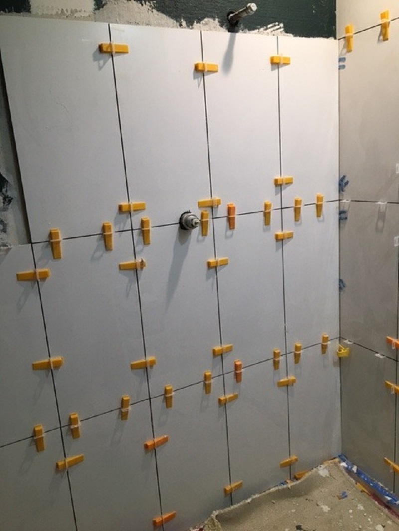 Taurus thumb Slab Leveling Clips