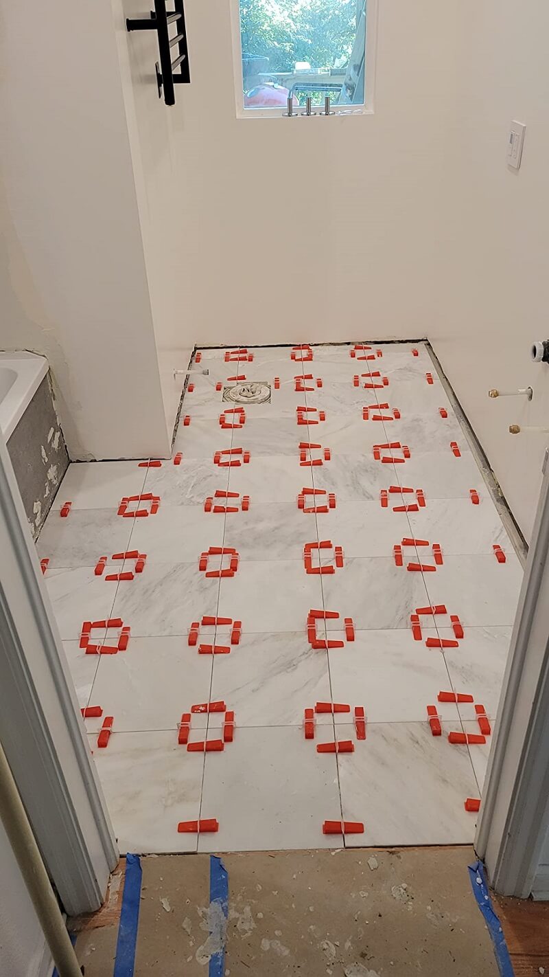 Taurus thumb Tile Installation Clips